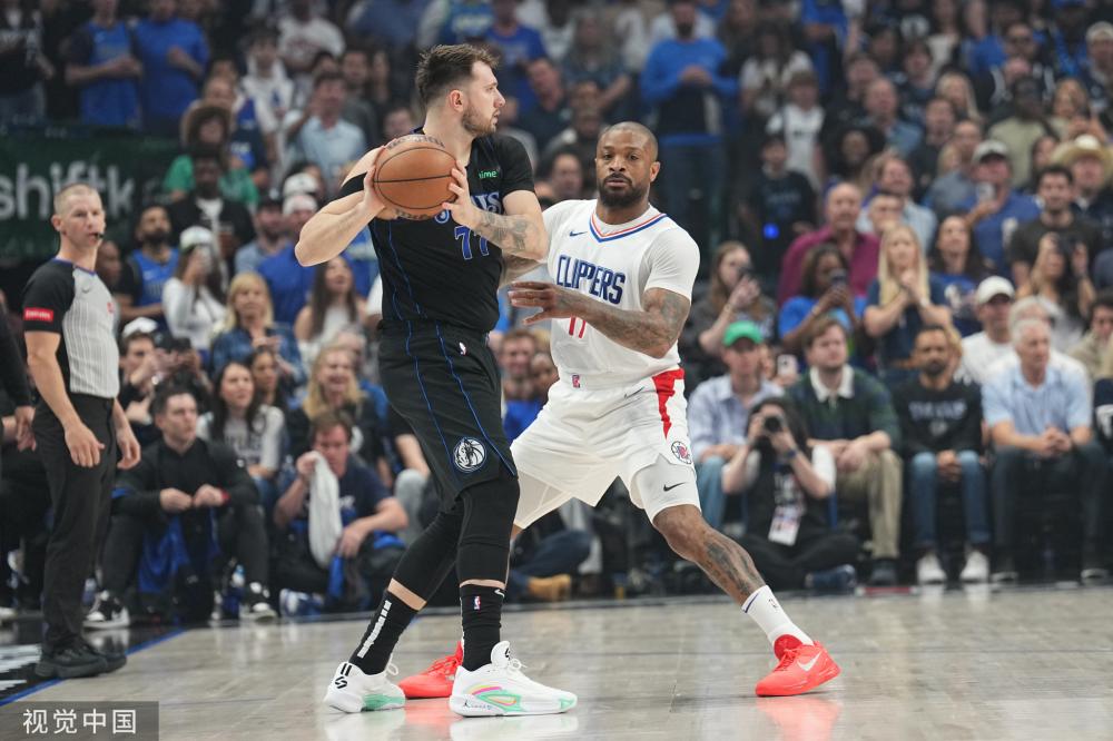 但他凭借 但他凭借